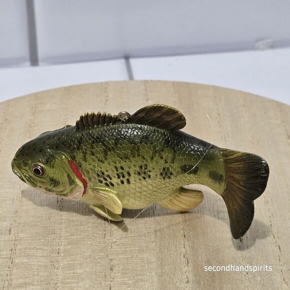 Largemouth Bass Ornament Plastic 3.5" Perfect For The ANGLER IN YOUR LIFE - Picture 3 of 7